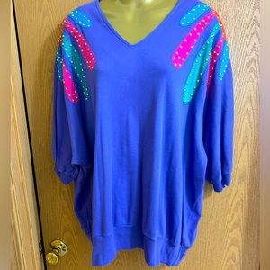 Women’s plus size top with matching skirt